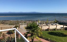 Buena Vista By The Sea